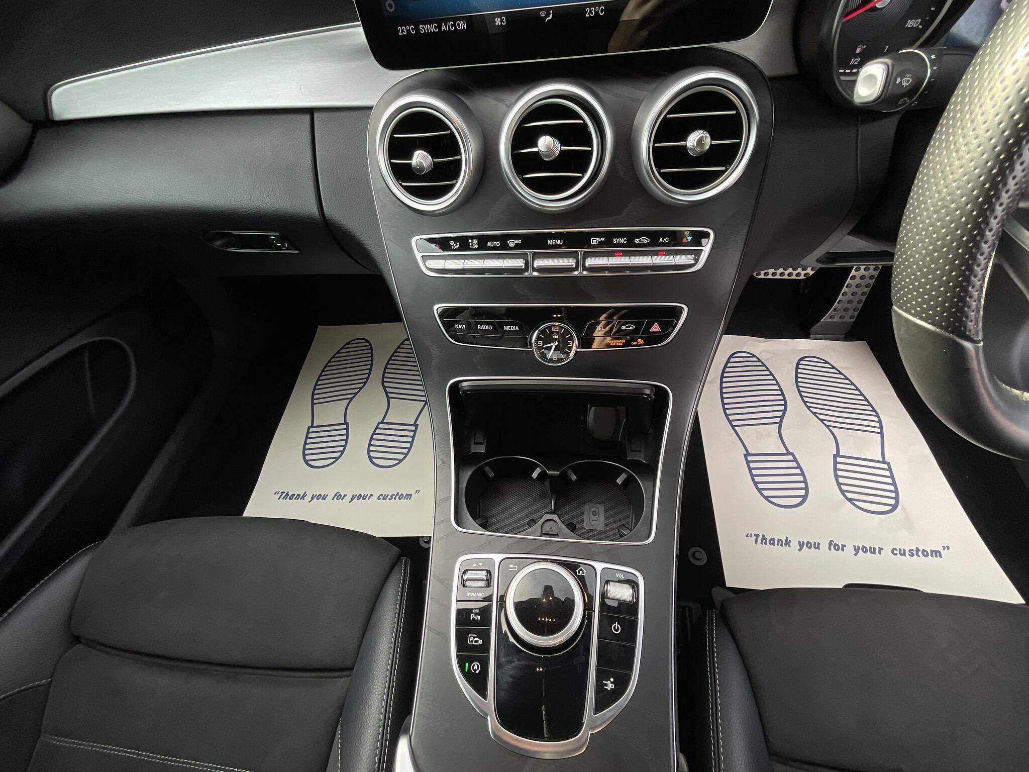Mercedes-Benz C-Class view 23