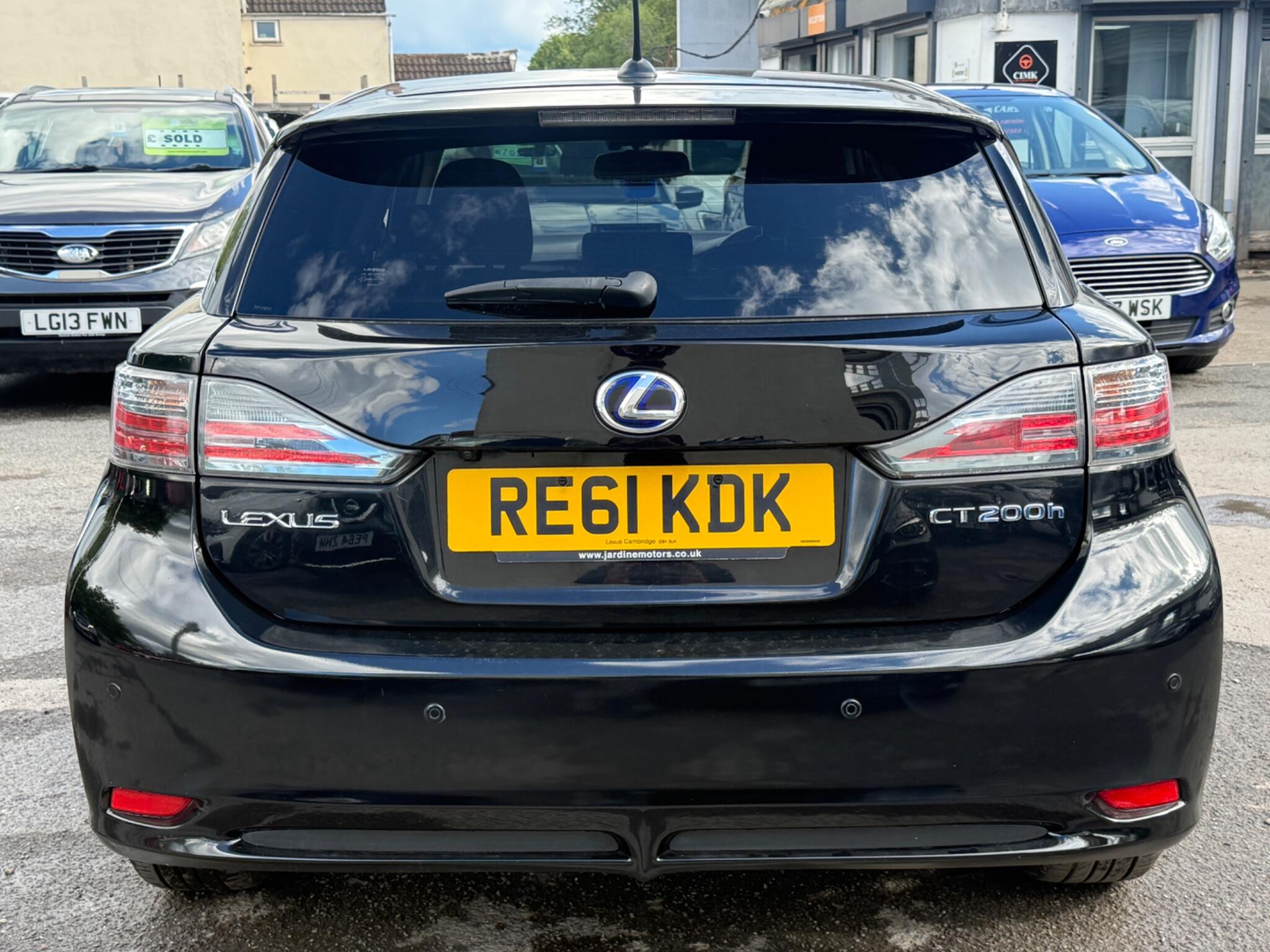 Lexus CT - Image 16