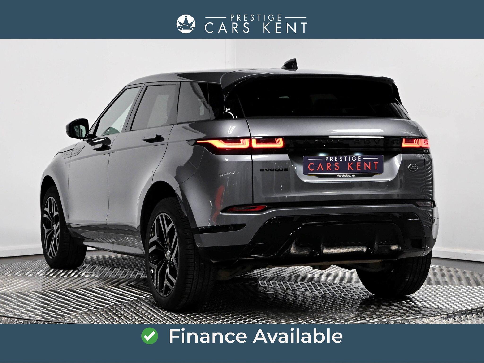 Land Rover Range Rover Evoque view 3
