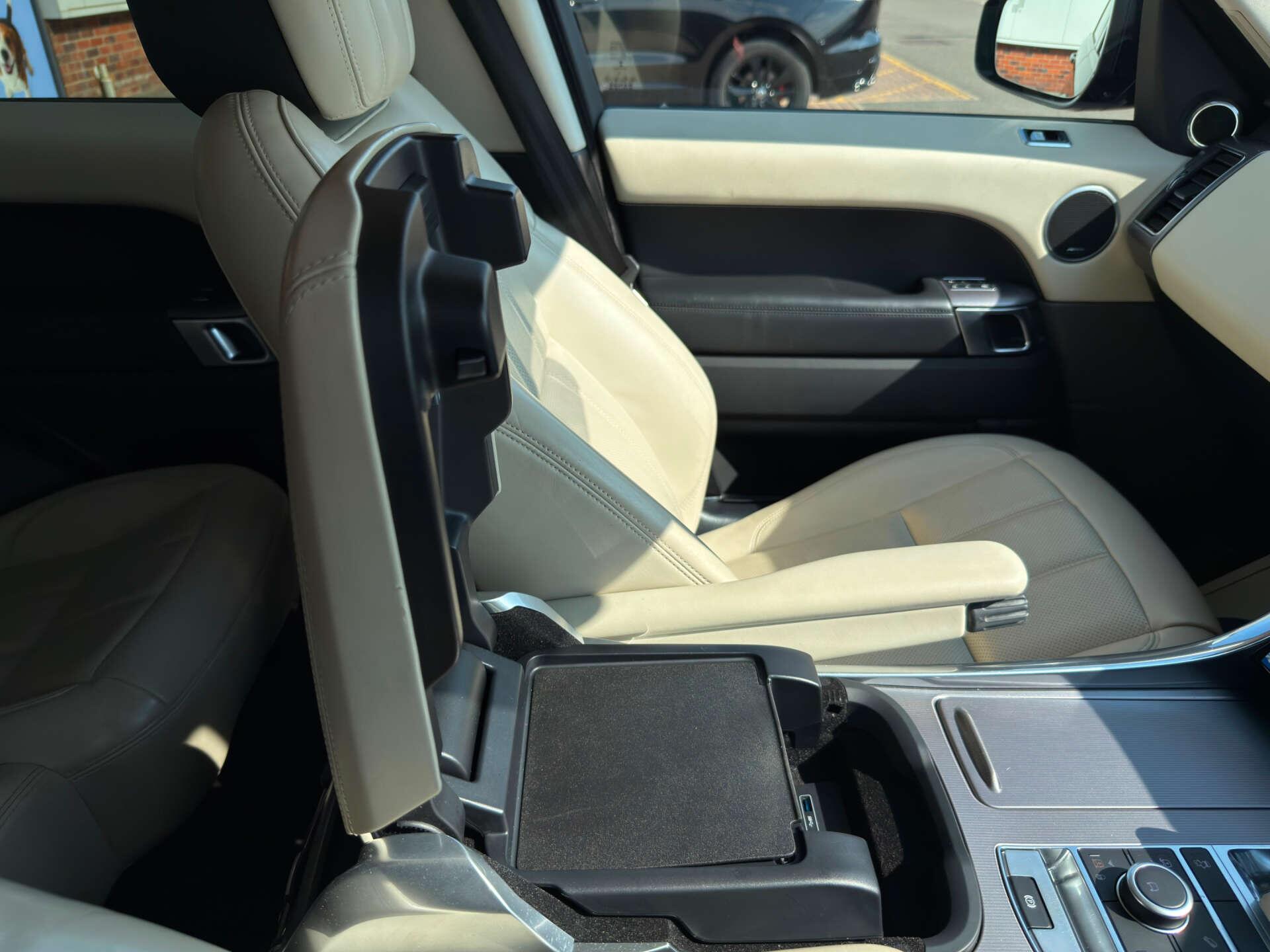 Land Rover Range Rover Sport view 64
