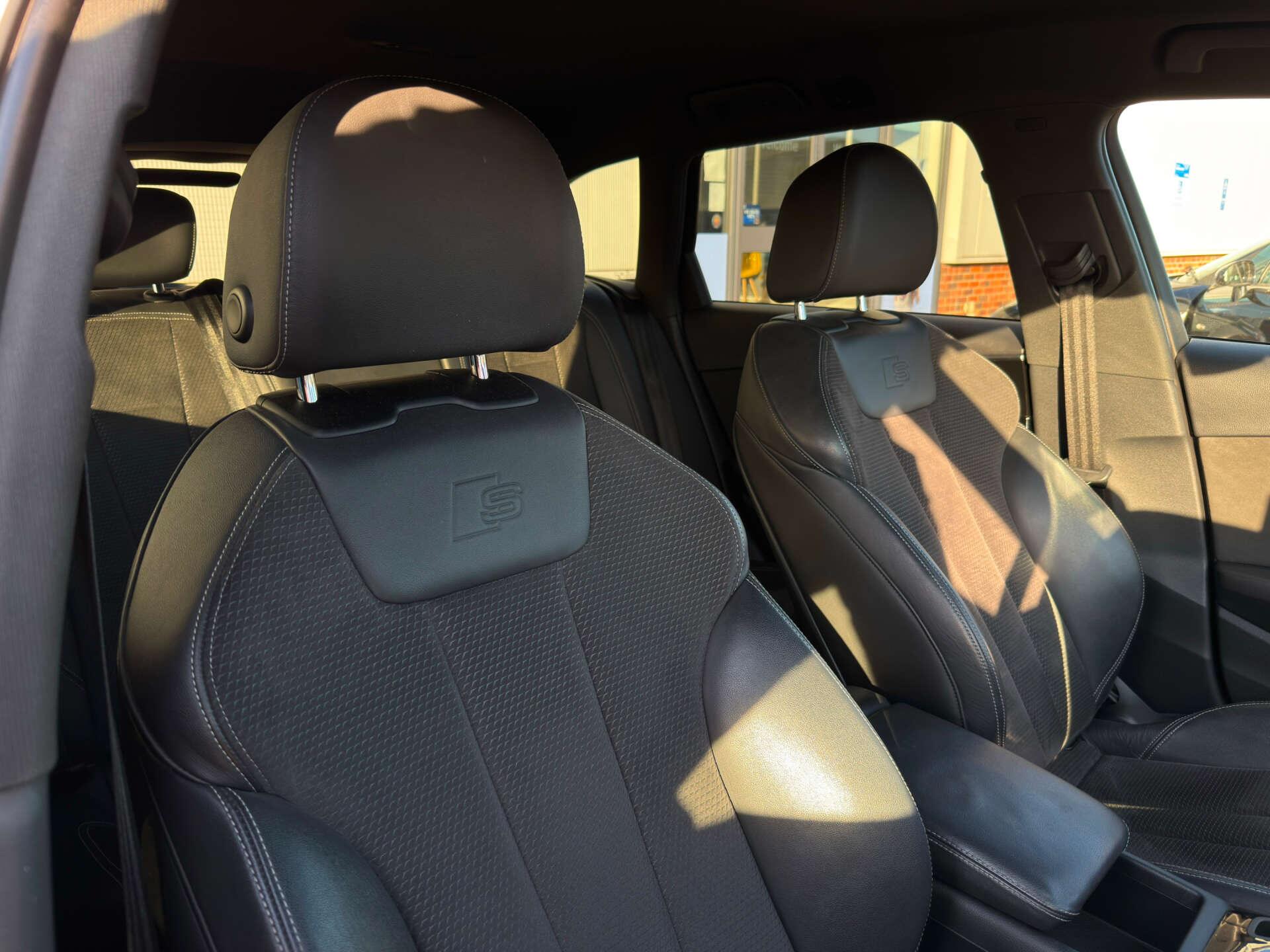Audi A4 Avant view 14