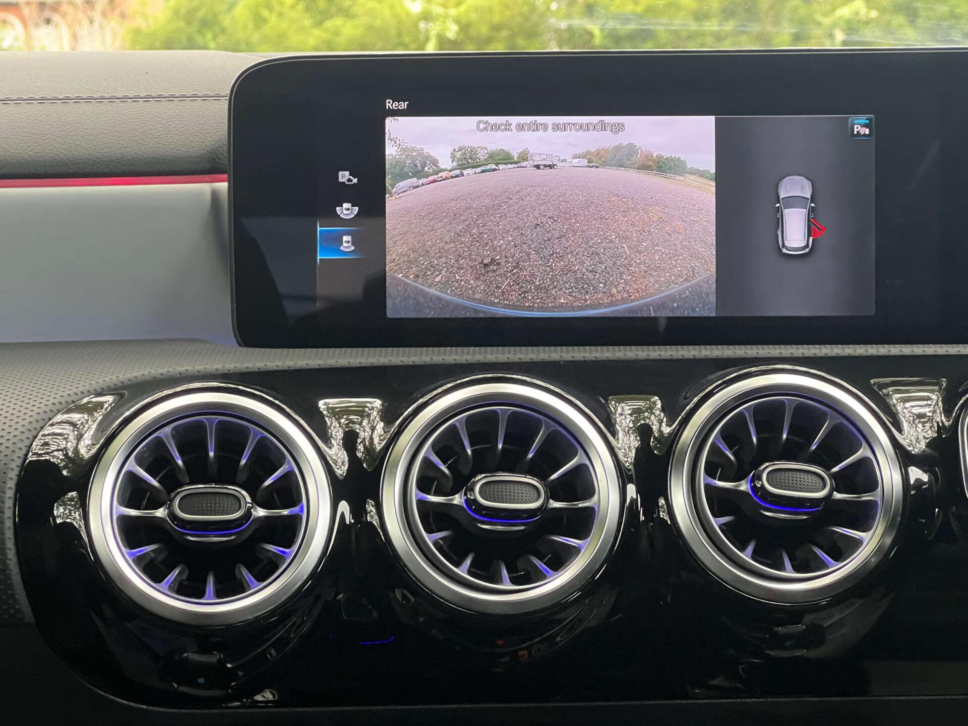 Mercedes-Benz Cla view 42