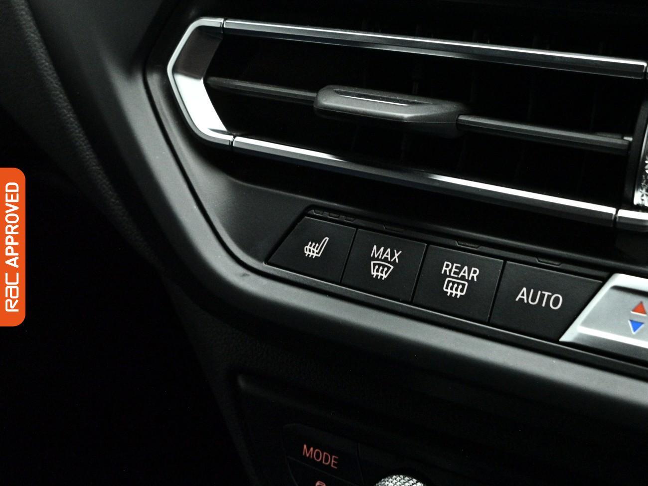 BMW 1 Series view 21