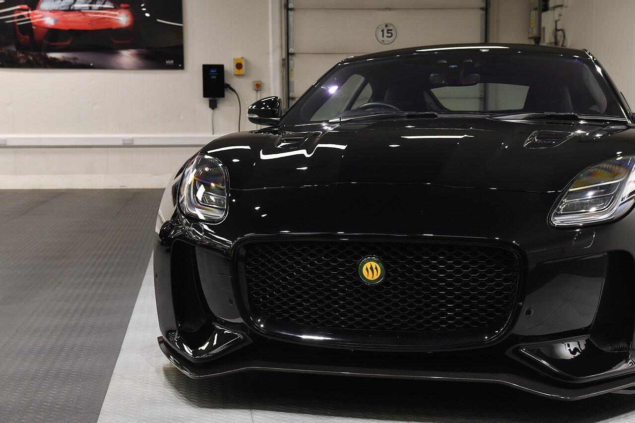 Jaguar F-Type view 33