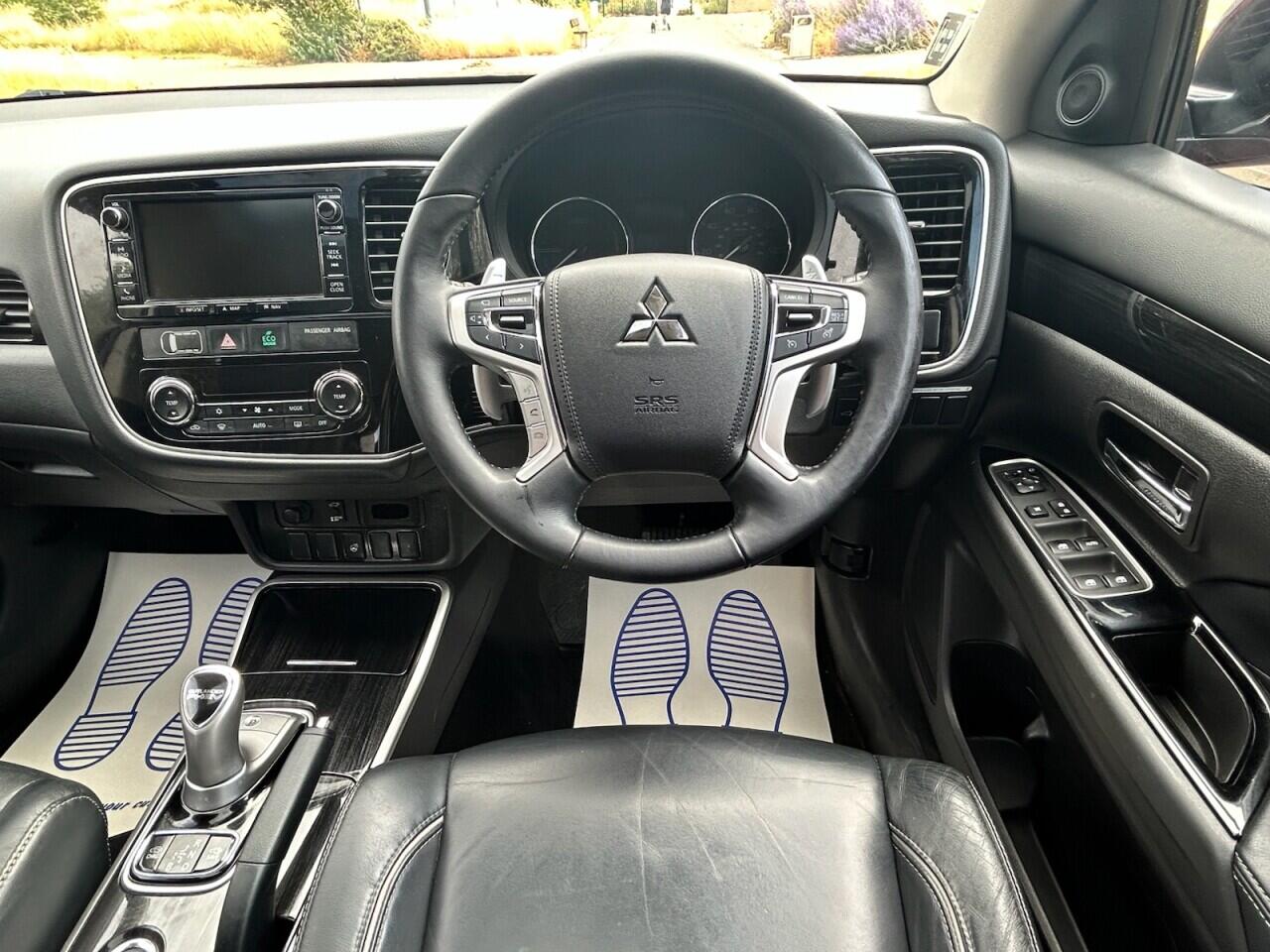 Mitsubishi Outlander view 31