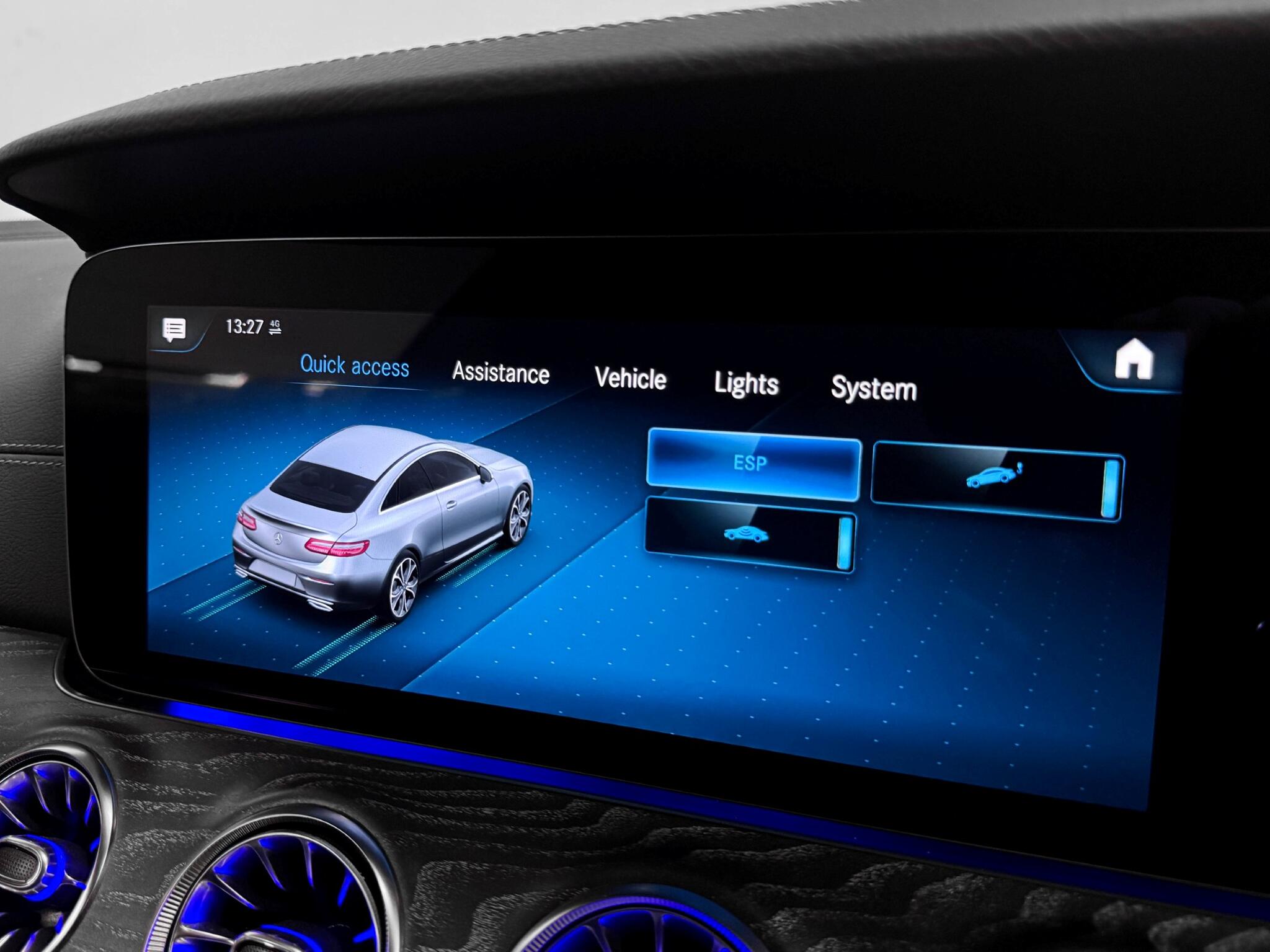 Mercedes-Benz E-Class view 54