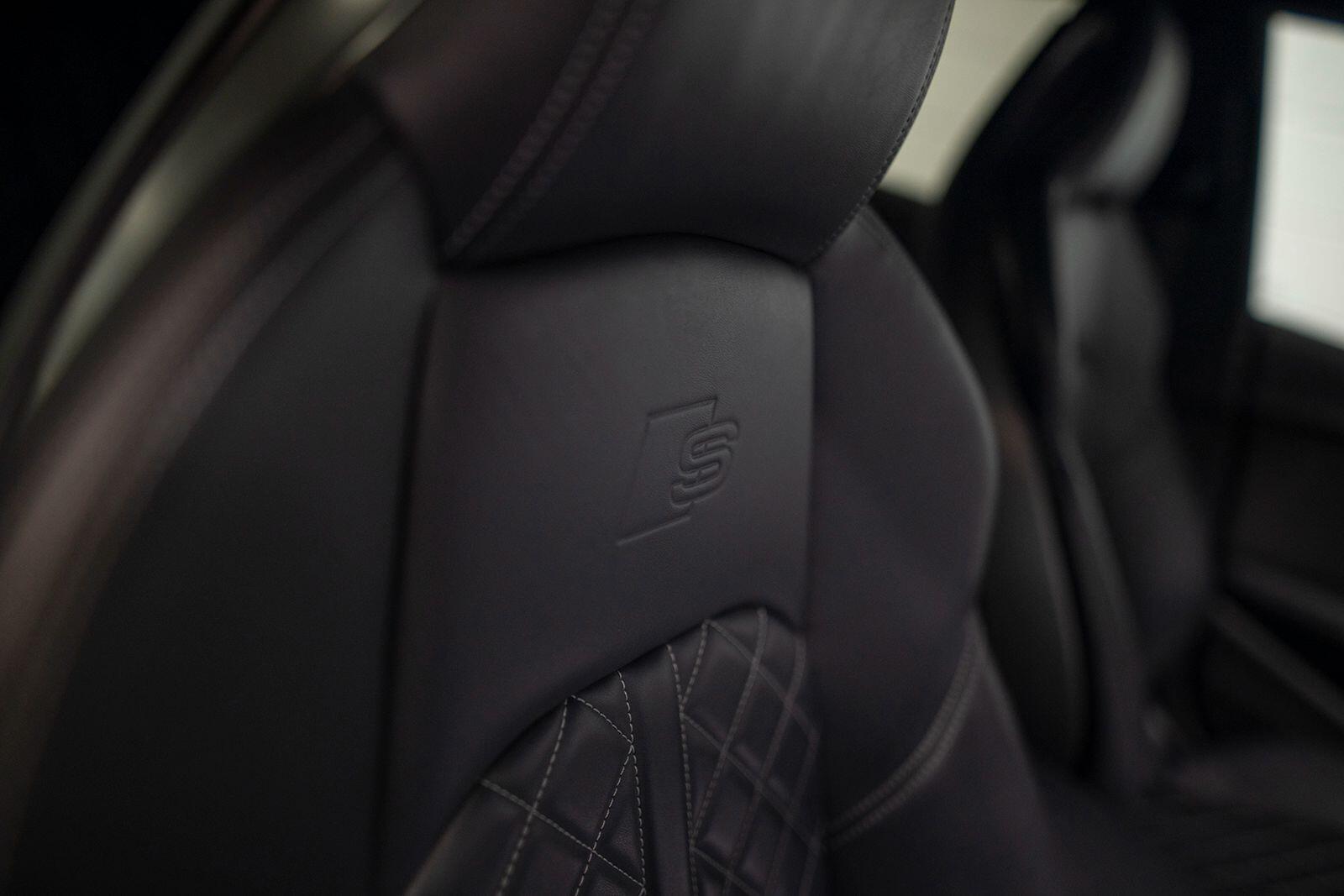 Audi S5 view 24