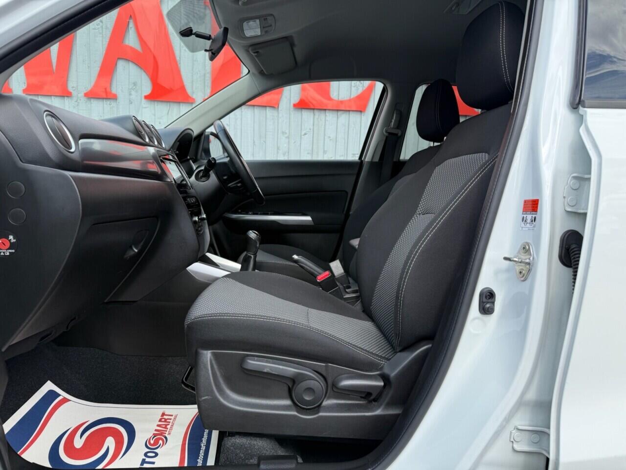 Suzuki Vitara view 22