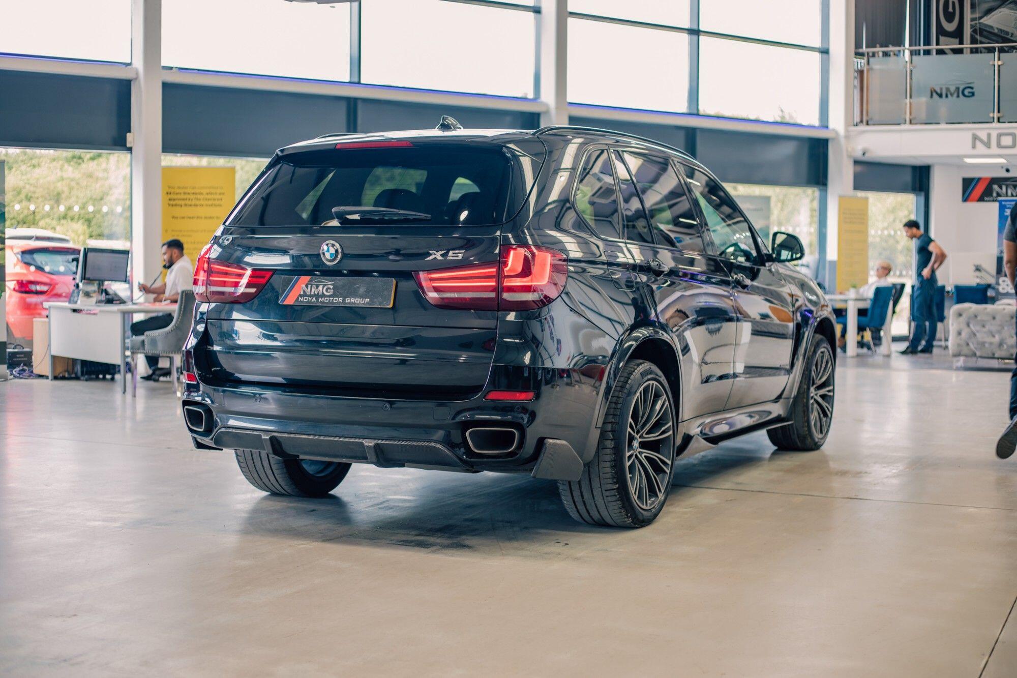 BMW X5 view 27