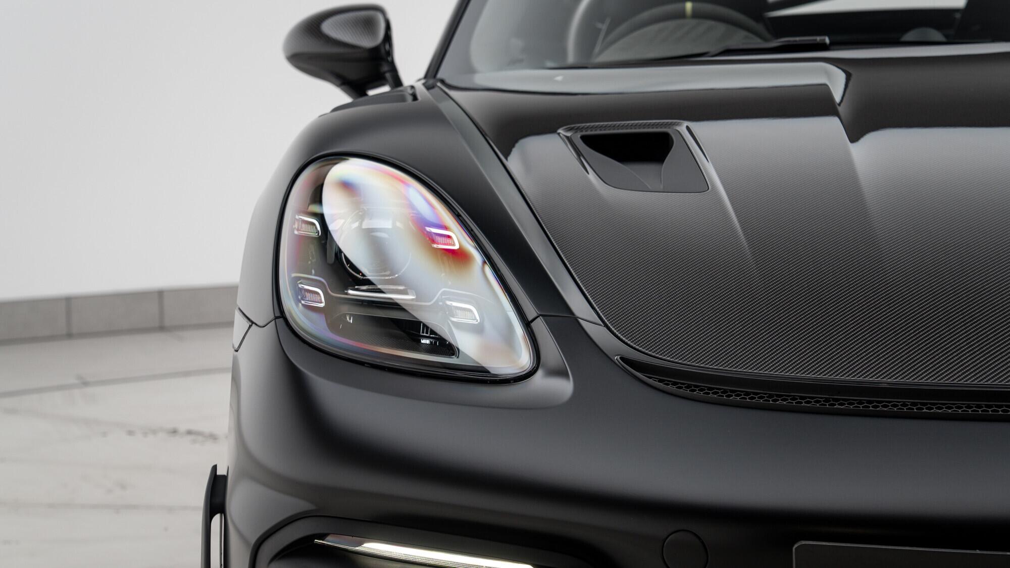 Porsche 718 Cayman view 7
