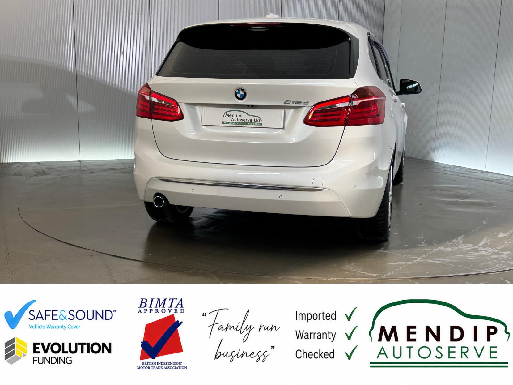 BMW 2 Series Active Tourer view 21