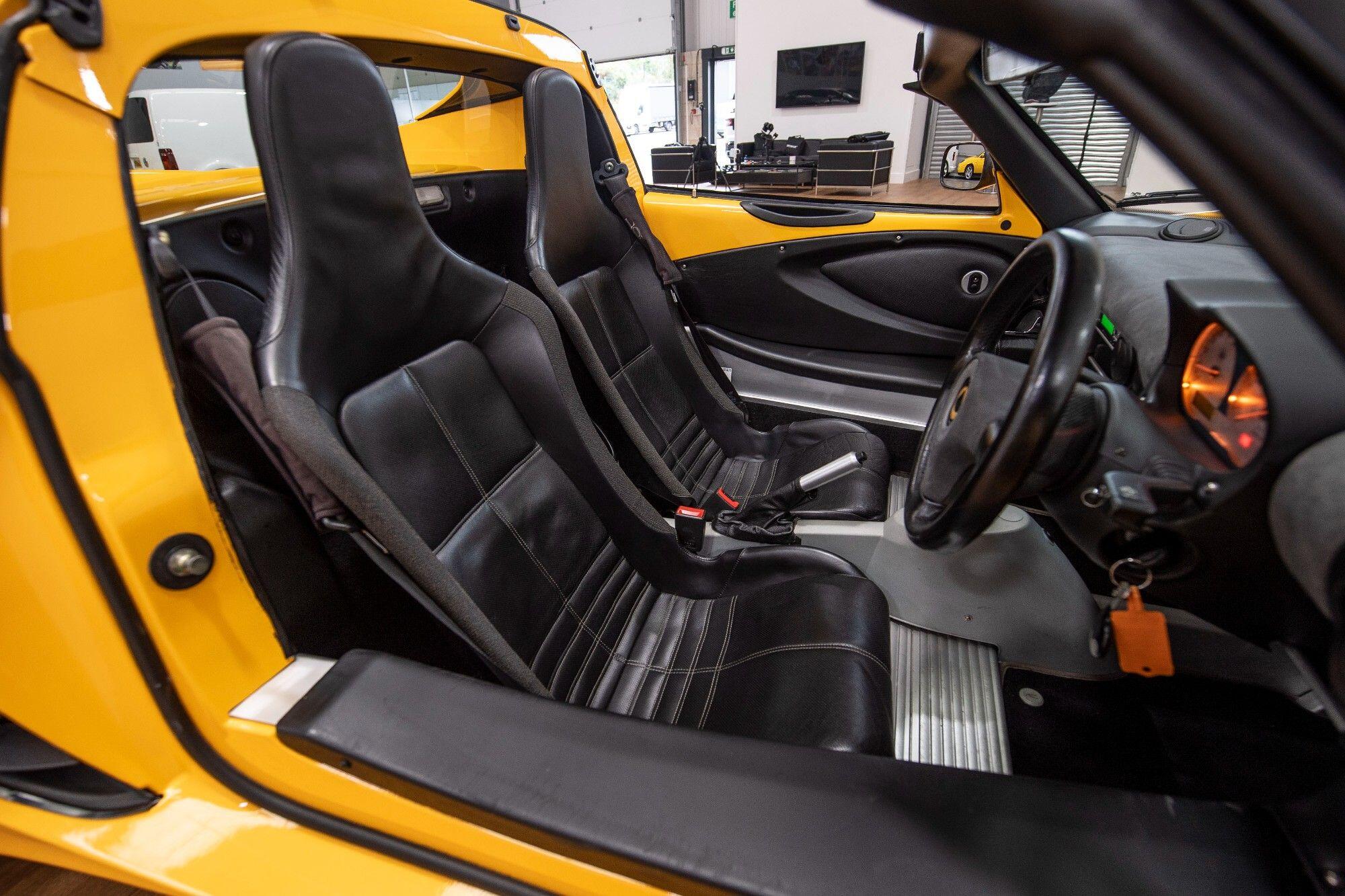 Lotus Elise view 12