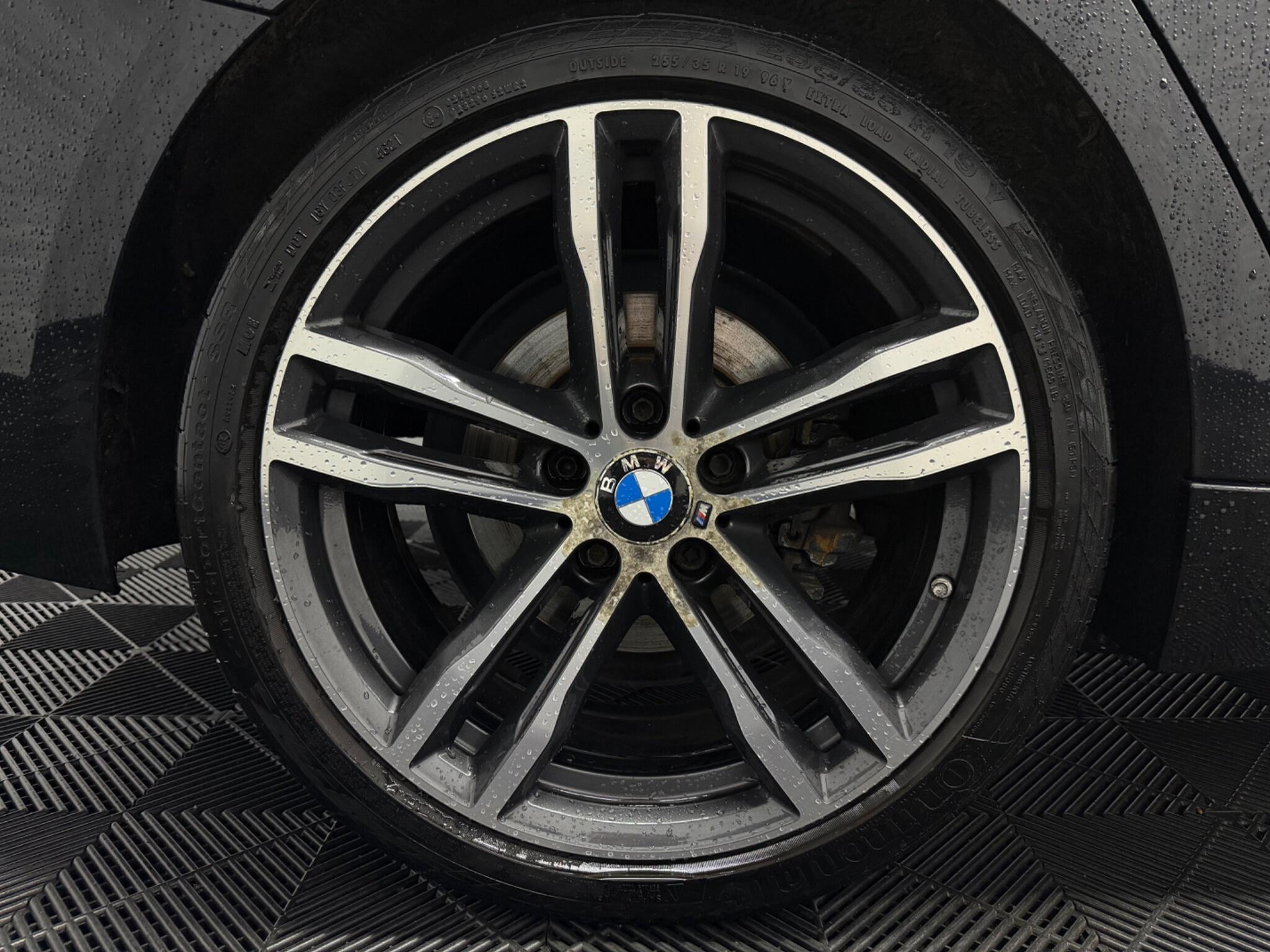 BMW 4 Series view 18