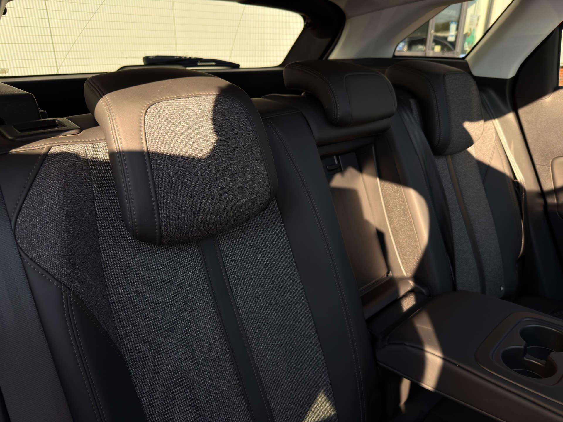 Peugeot 3008 view 15