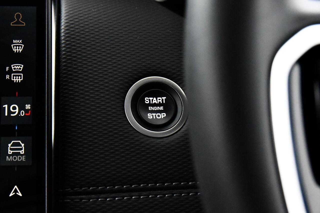Land Rover Discovery Sport view 48