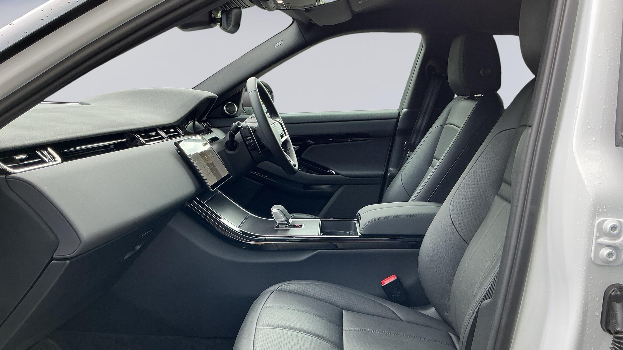 Land Rover Range Rover Evoque view 3