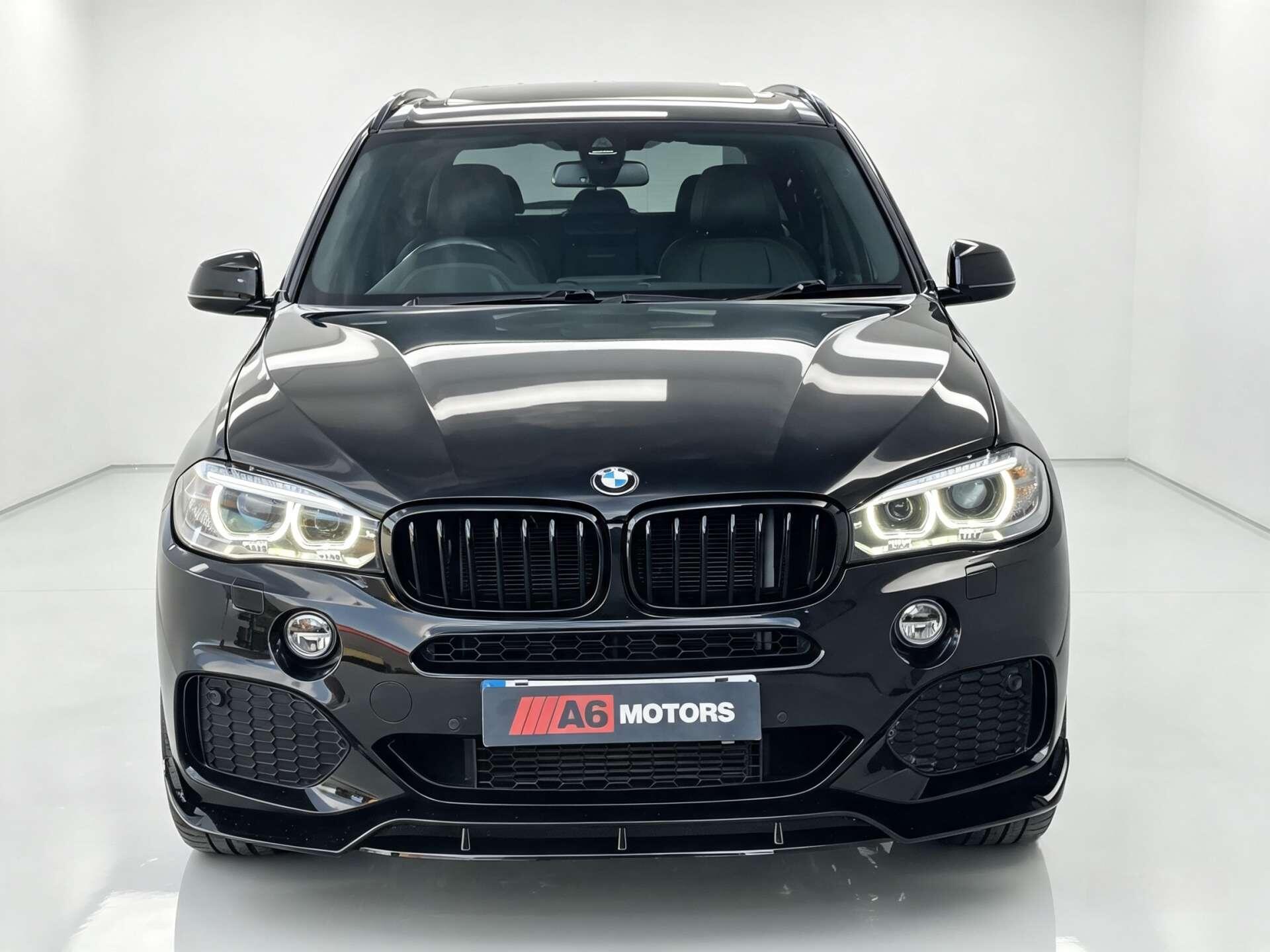 BMW X5 view 4