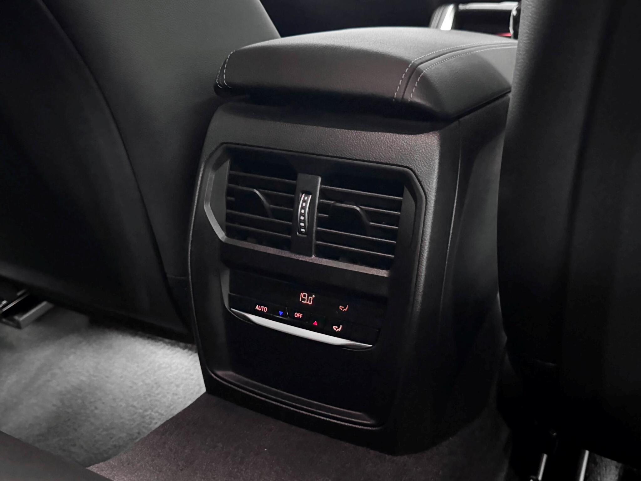 BMW 4 Series view 12