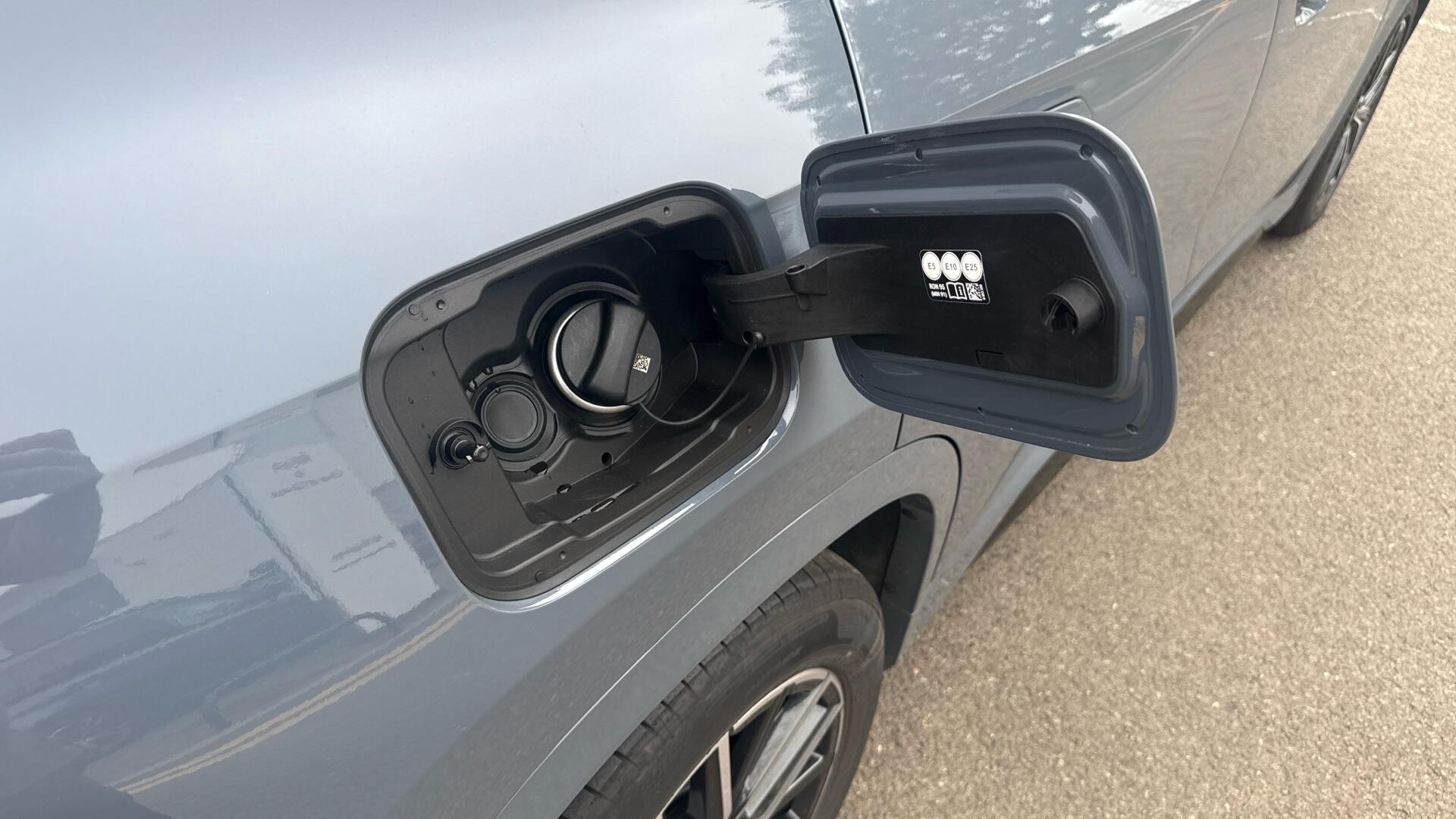 BMW X1 view 25