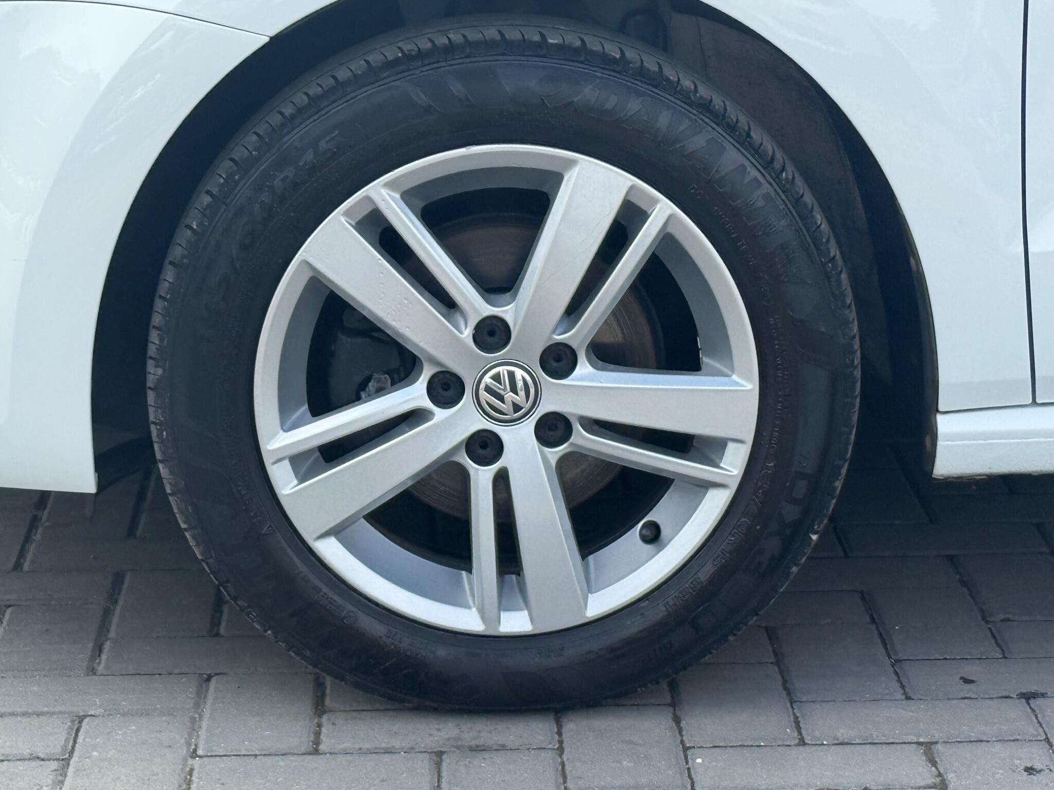 Volkswagen Polo view 15