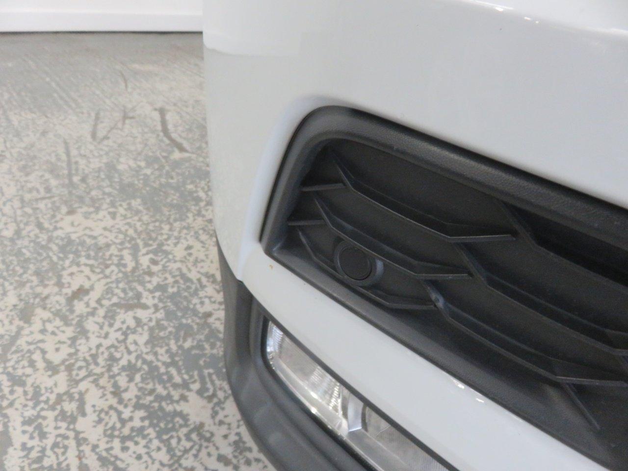 Volkswagen Tiguan view 16