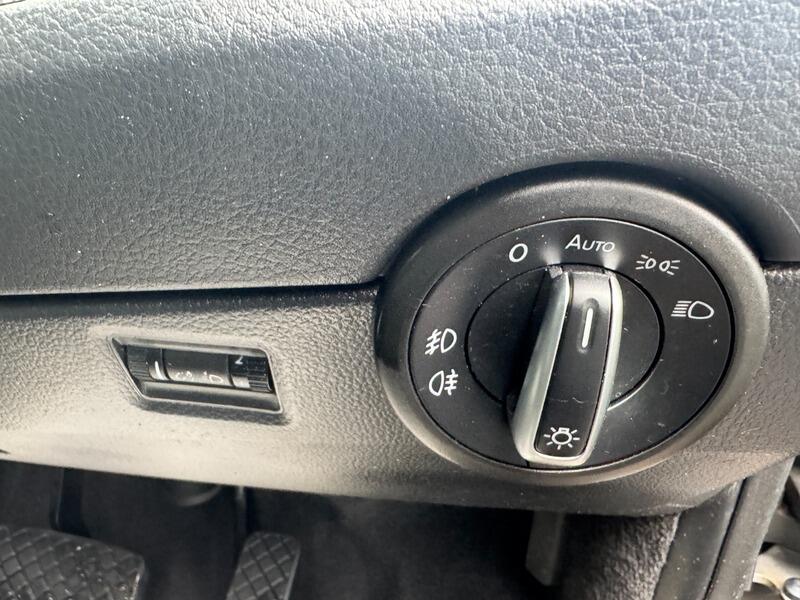 2018 Volkswagen Caravelle image 44