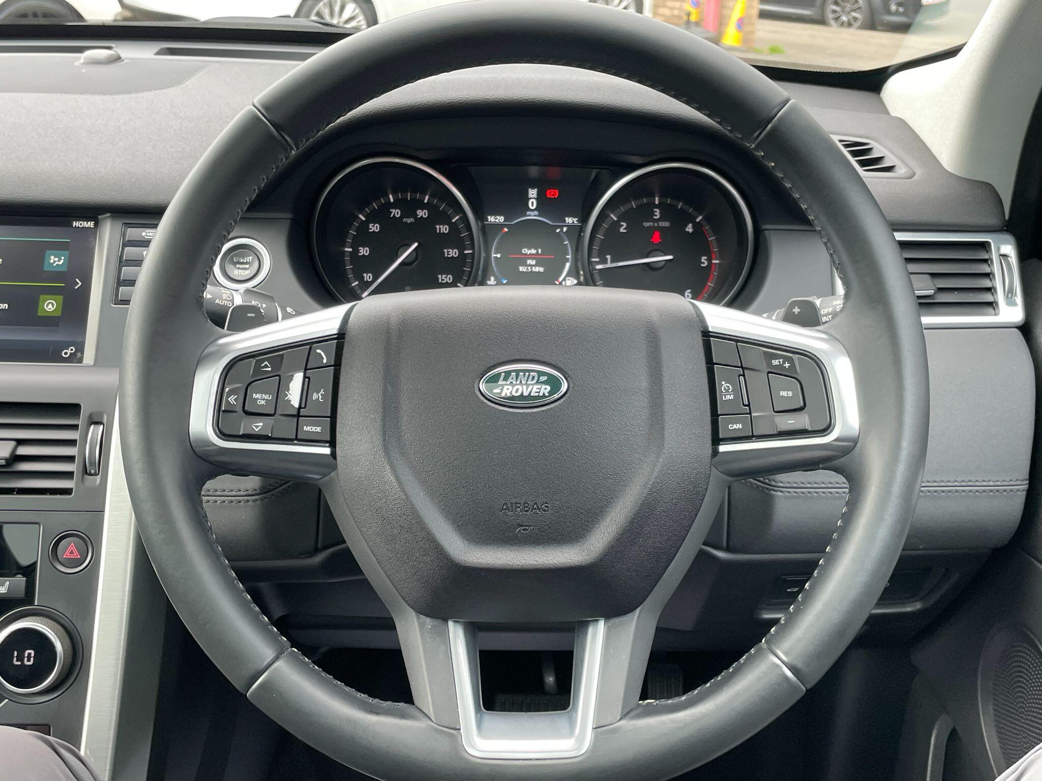 Land Rover Discovery Sport view 29