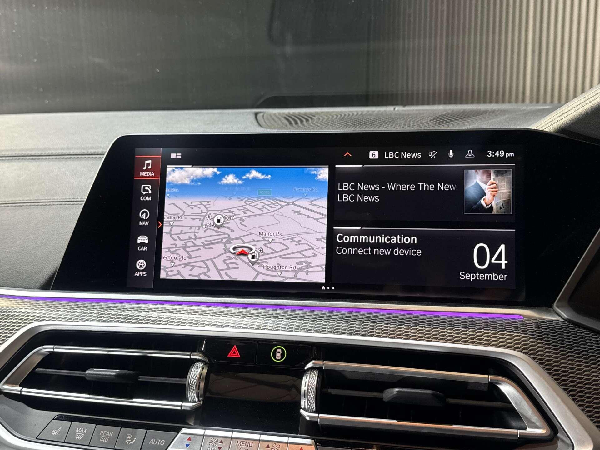 BMW X6 view 42