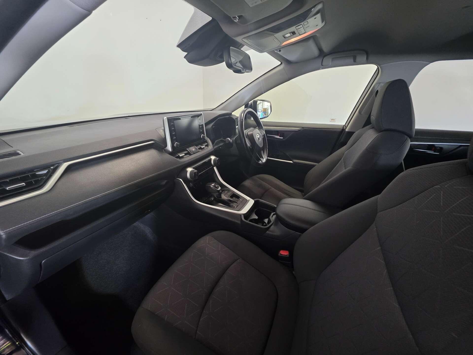 Toyota Rav4 view 45