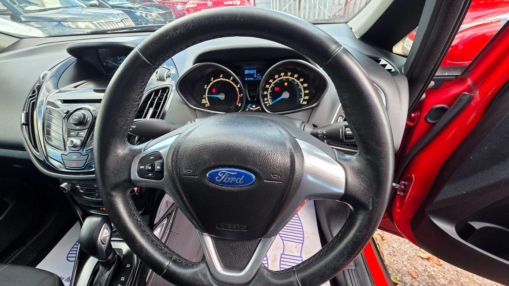 Ford B-Max view 18