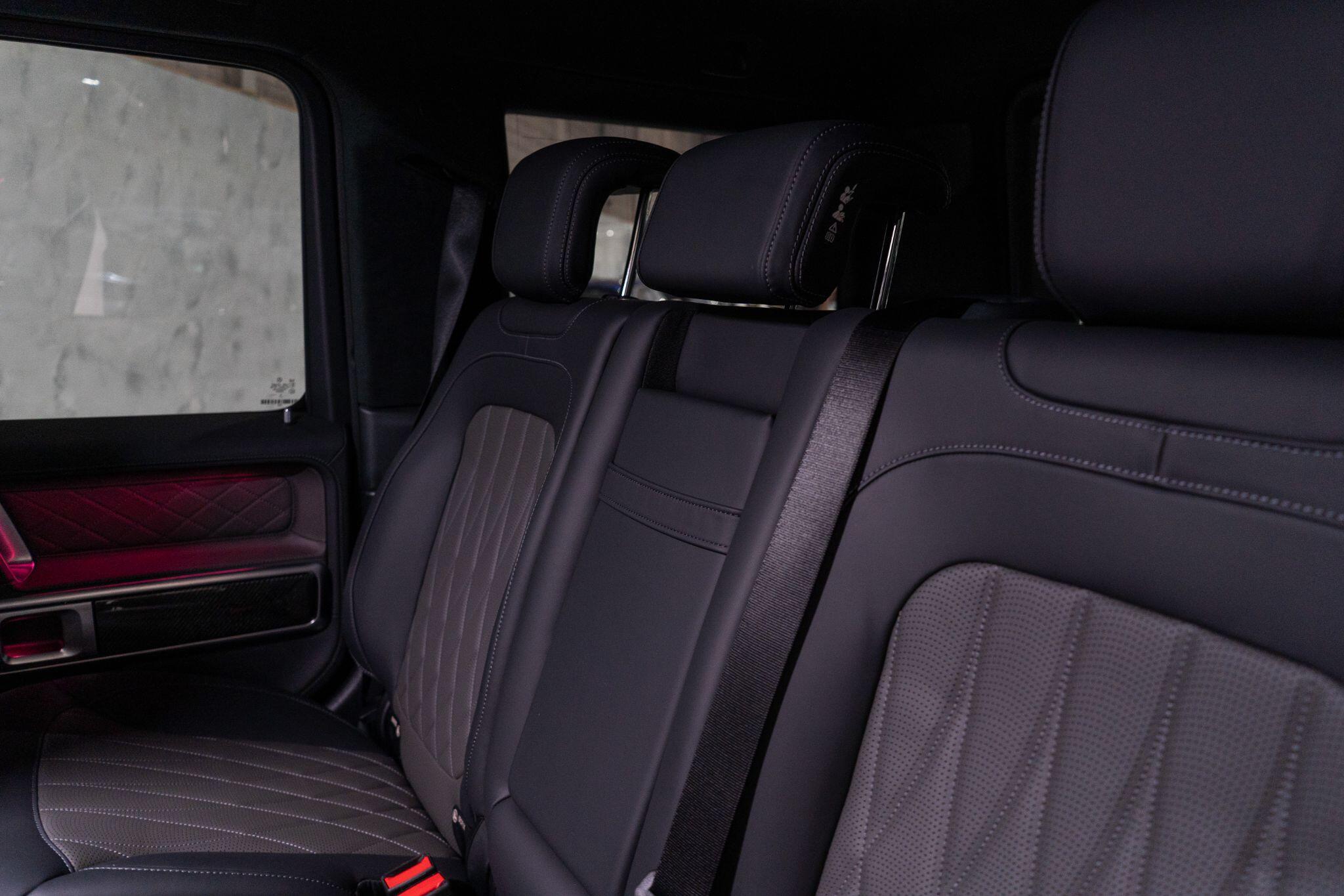 Mercedes-Benz G-Class view 17