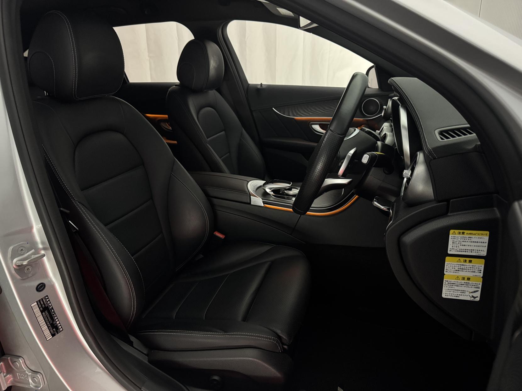 Mercedes-Benz C-Class view 58