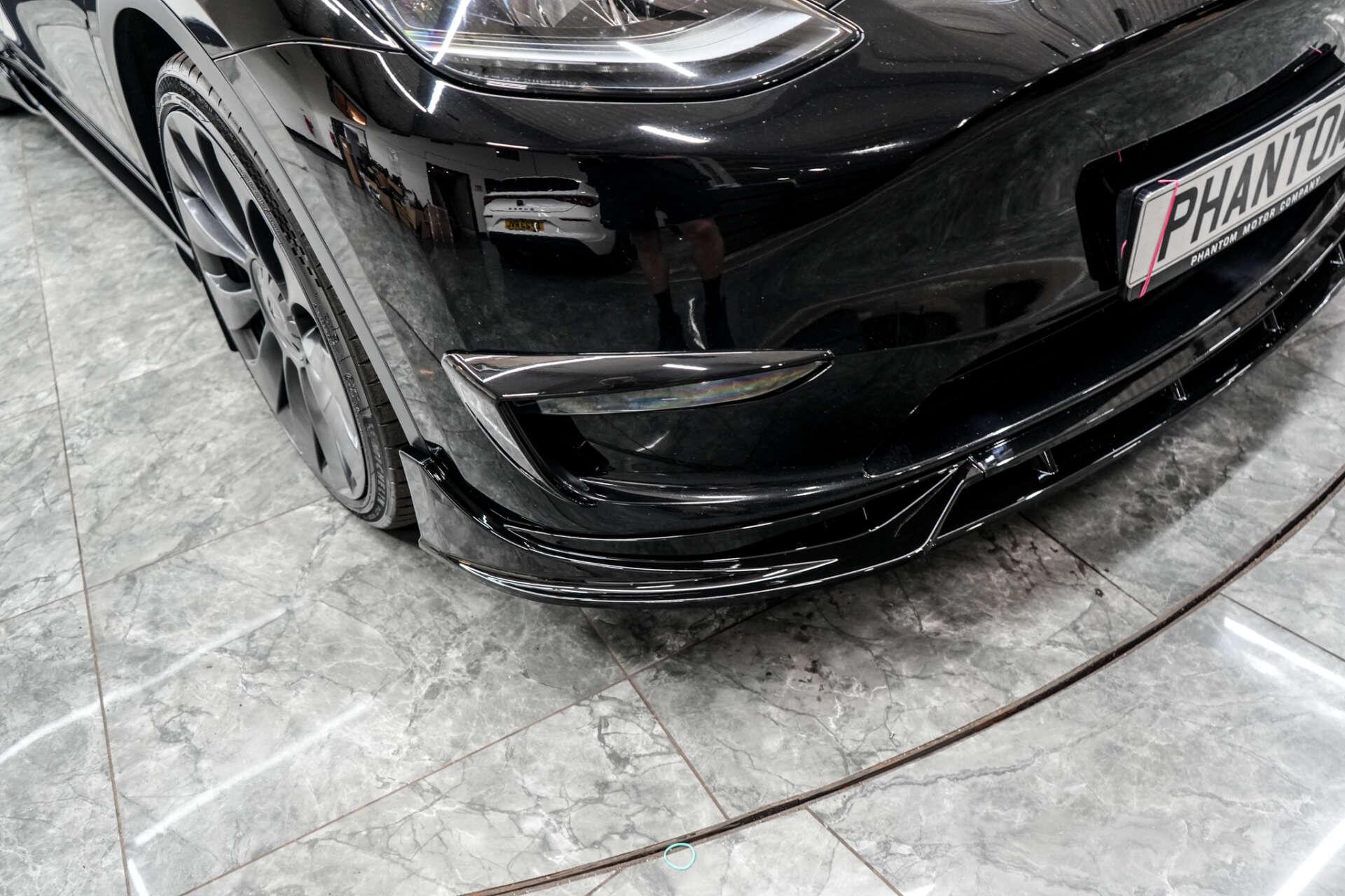 Tesla Model Y view 8