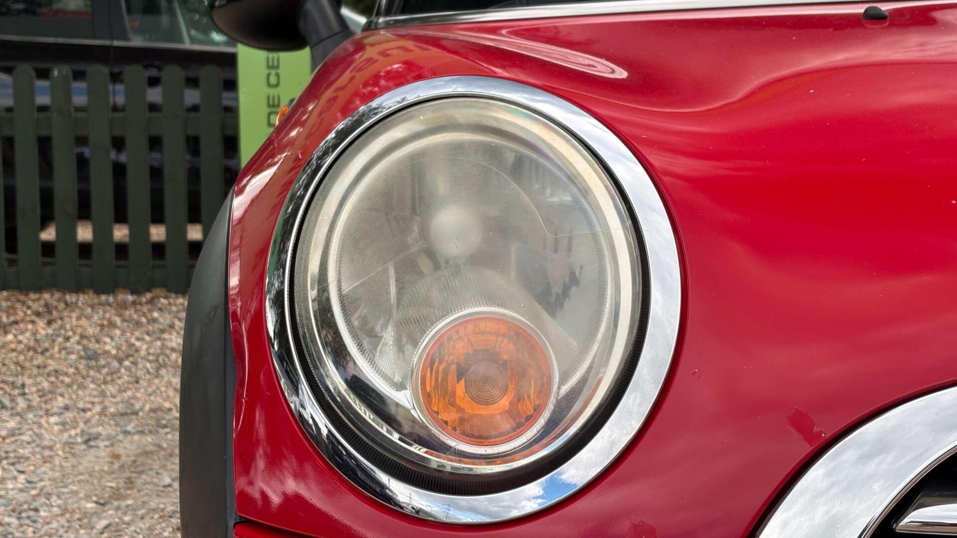 Mini Hatch view 30