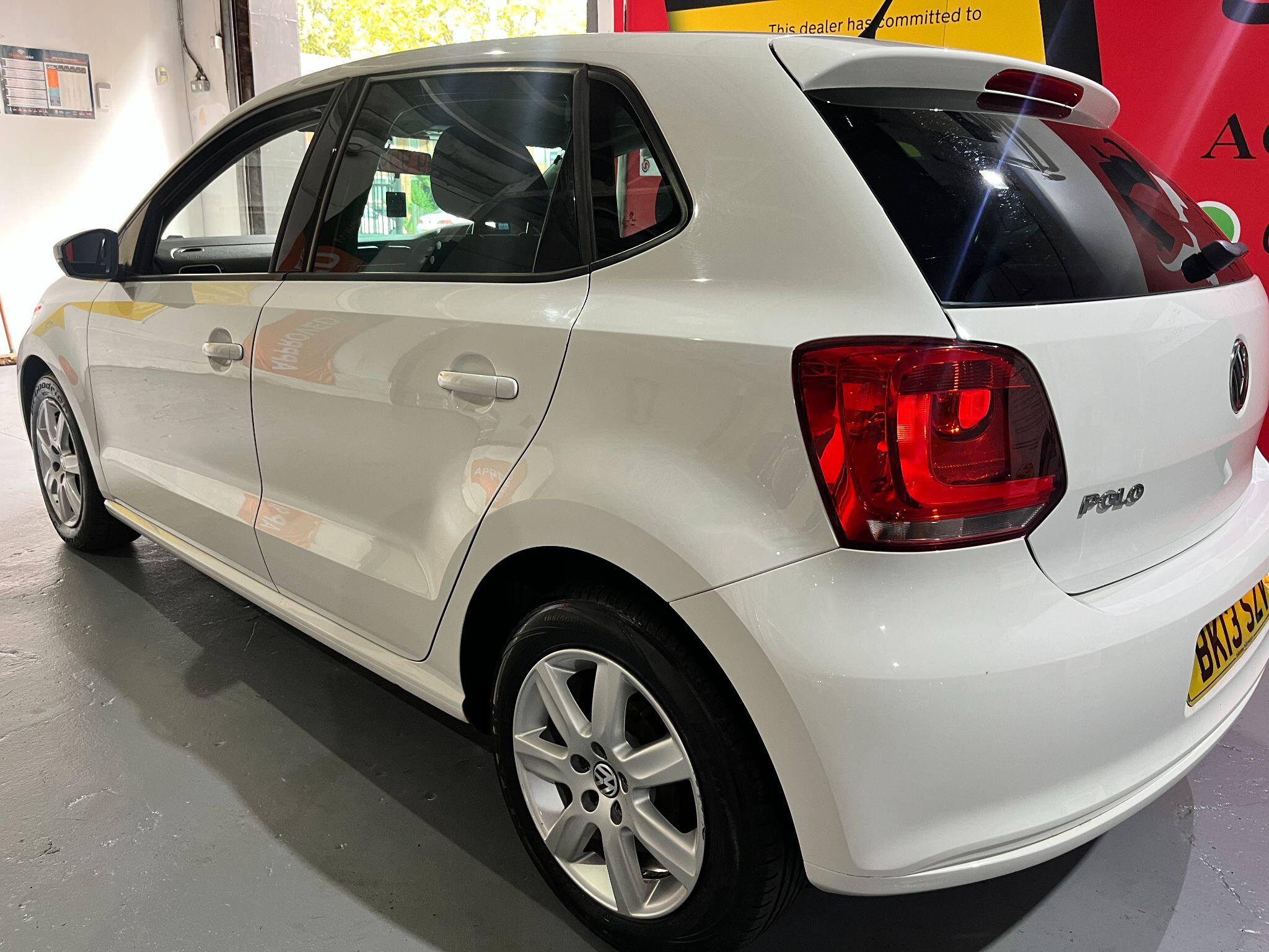Volkswagen Polo view 52