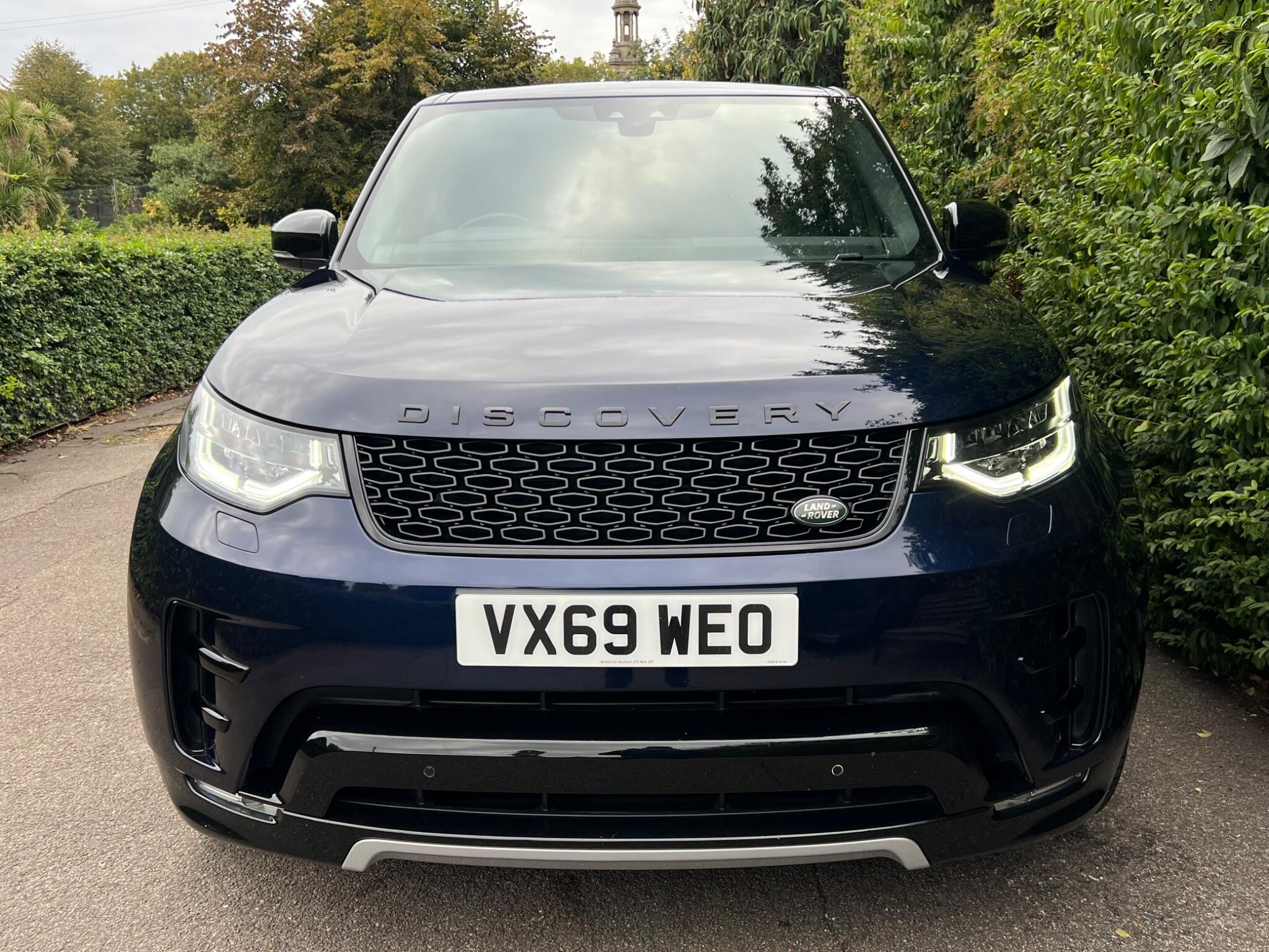 Land Rover Discovery view 5