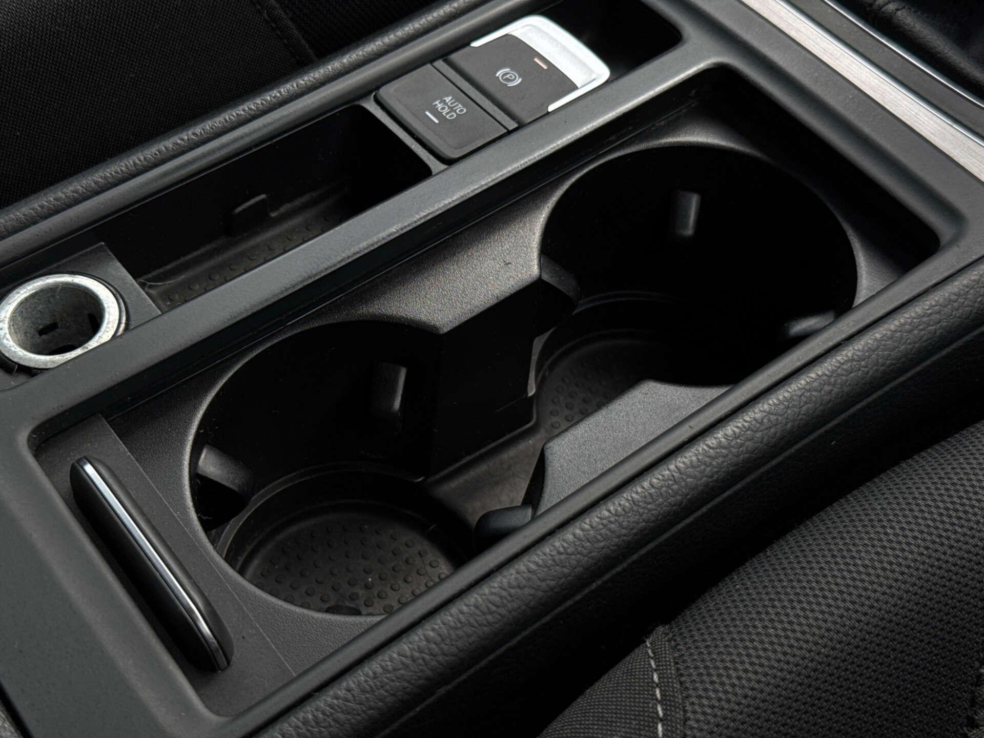 Volkswagen Golf view 73