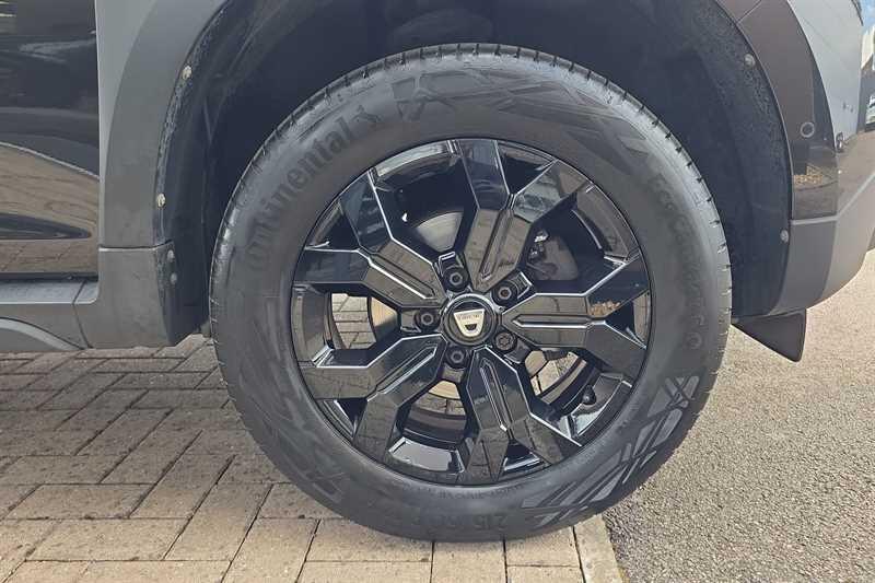Dacia Duster view 40