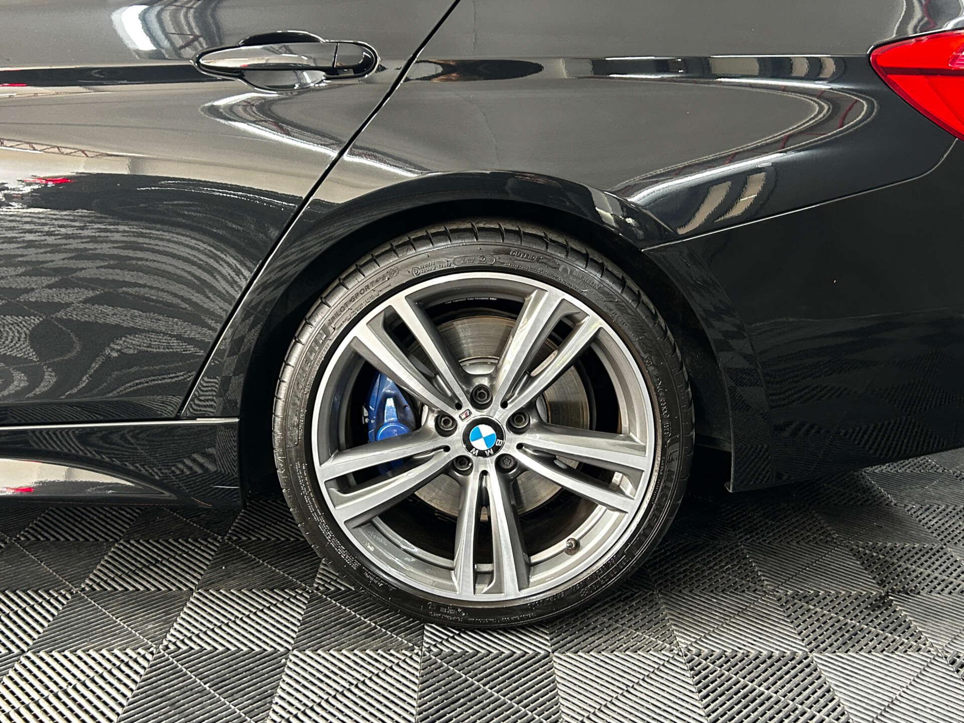 BMW 3 Series view 22
