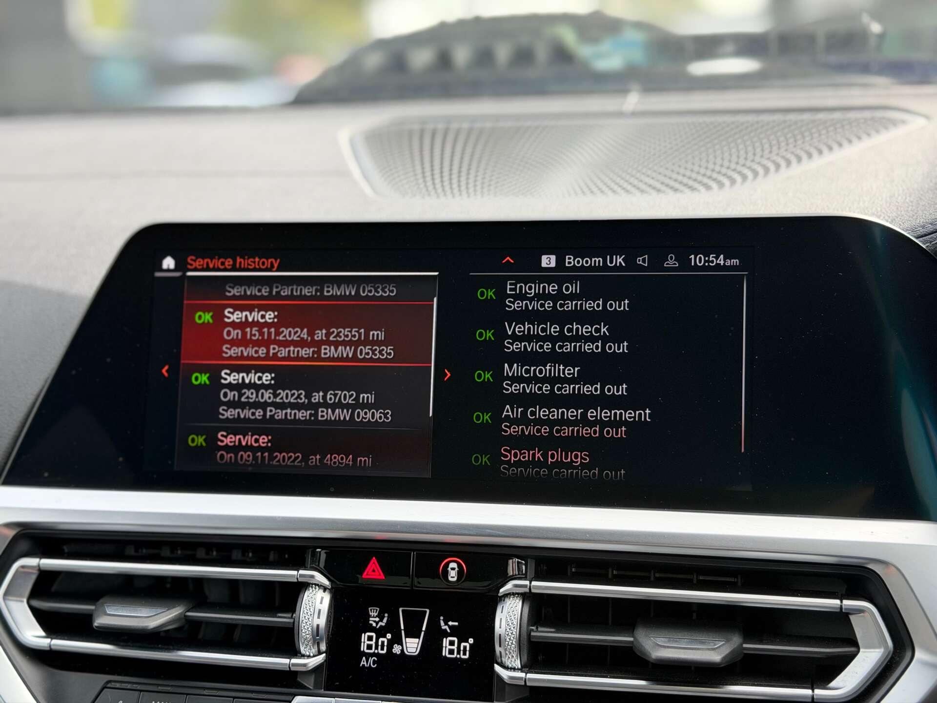 BMW 3 Series view 34