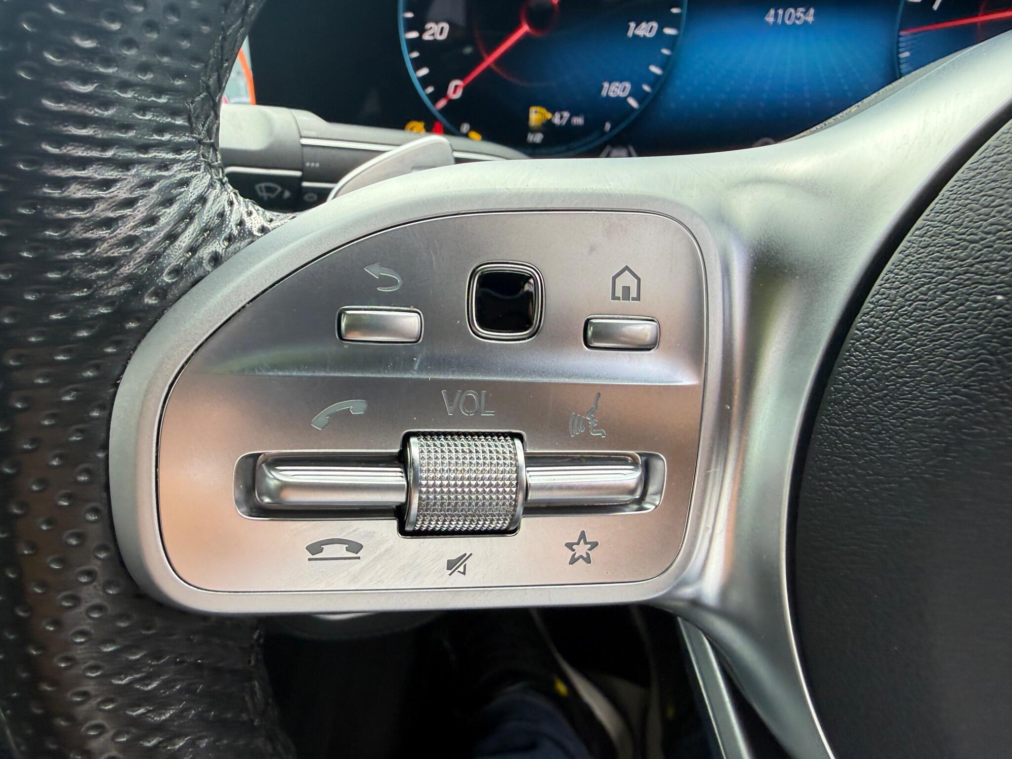 Mercedes-Benz Gle view 14