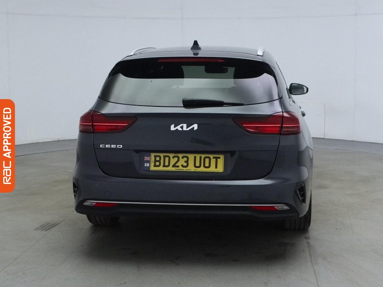 Kia Ceed view 8