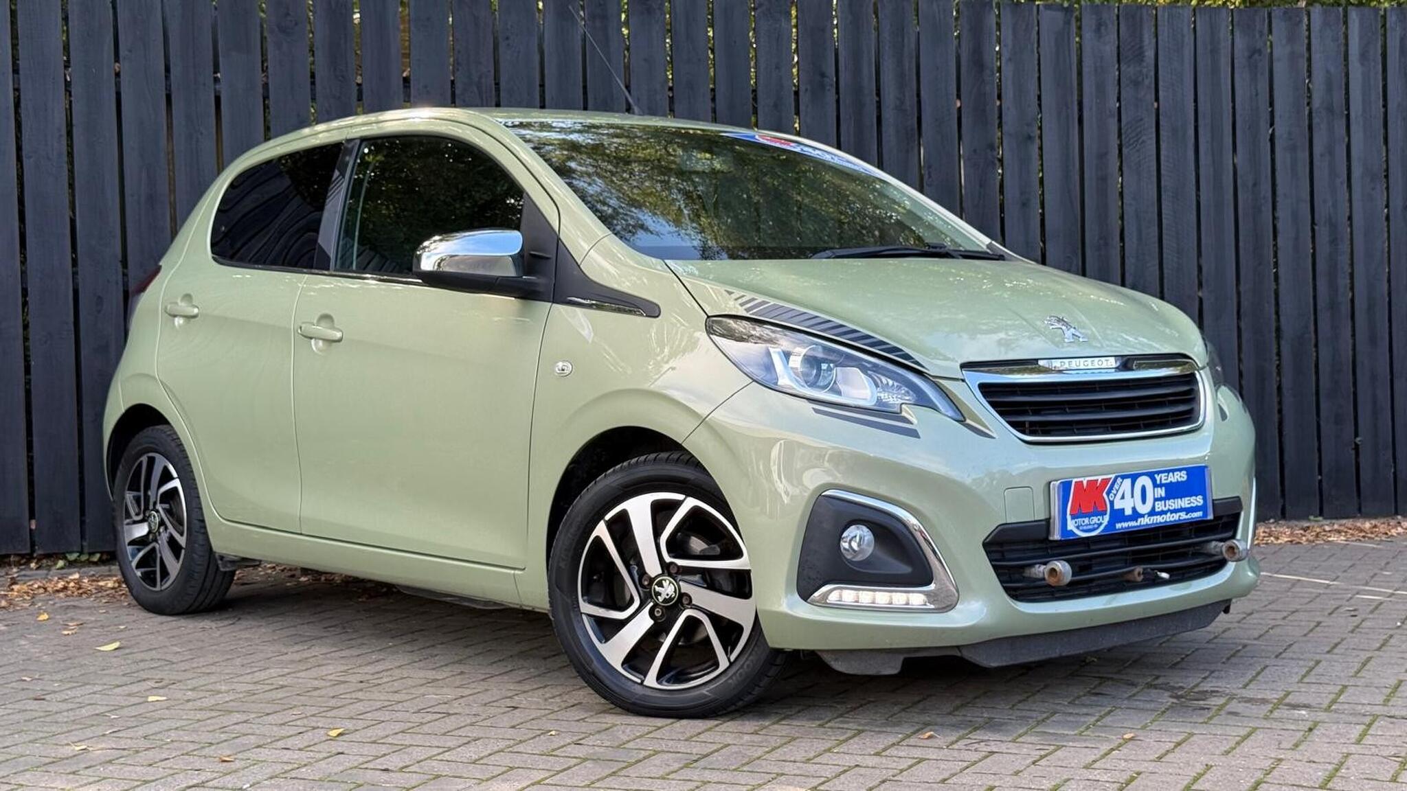 Peugeot 108 view 2