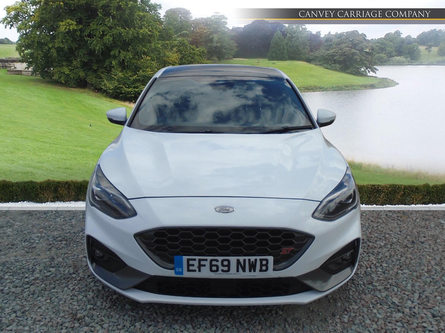 Ford Focus view 7