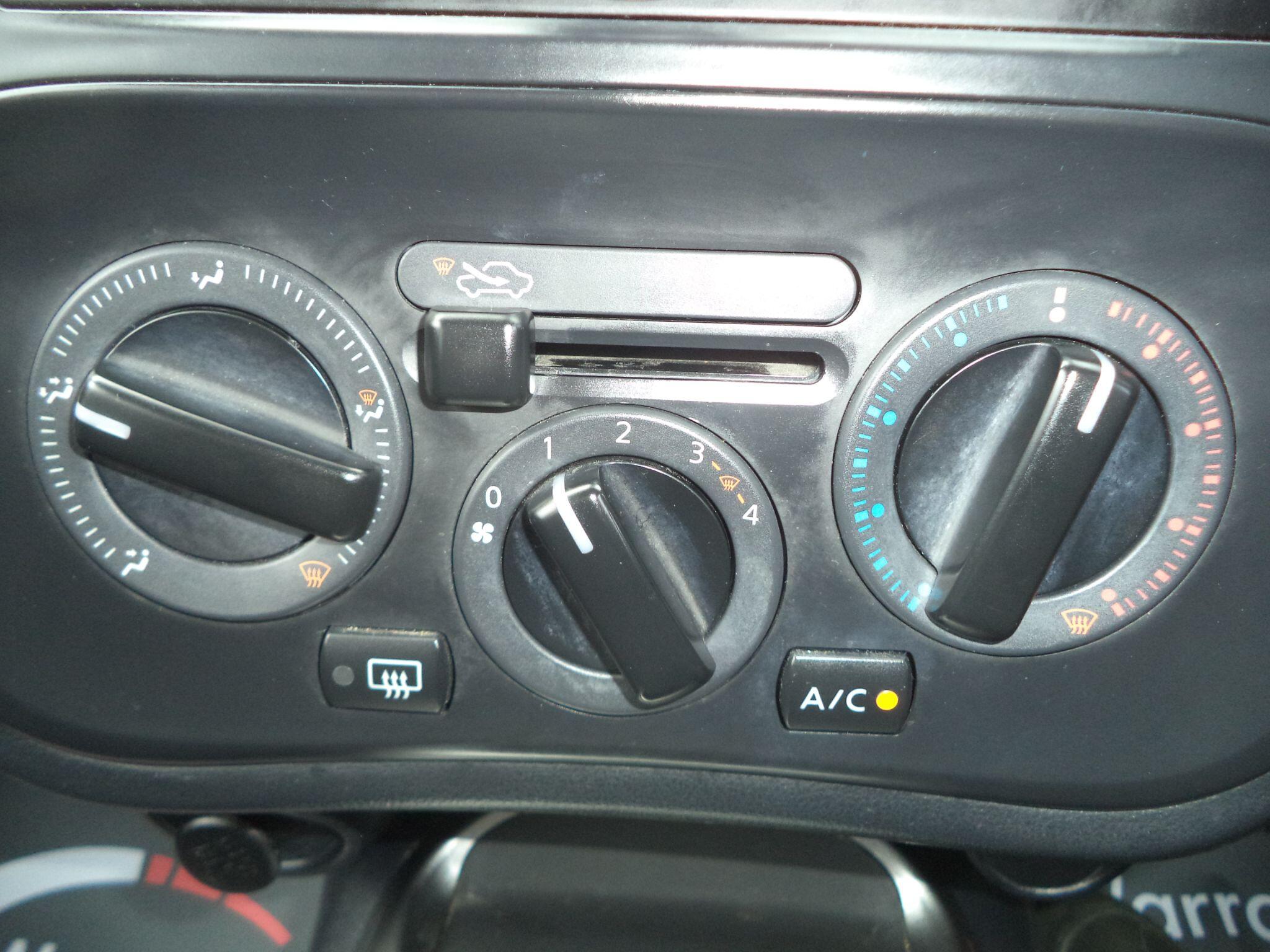 Nissan Juke view 44
