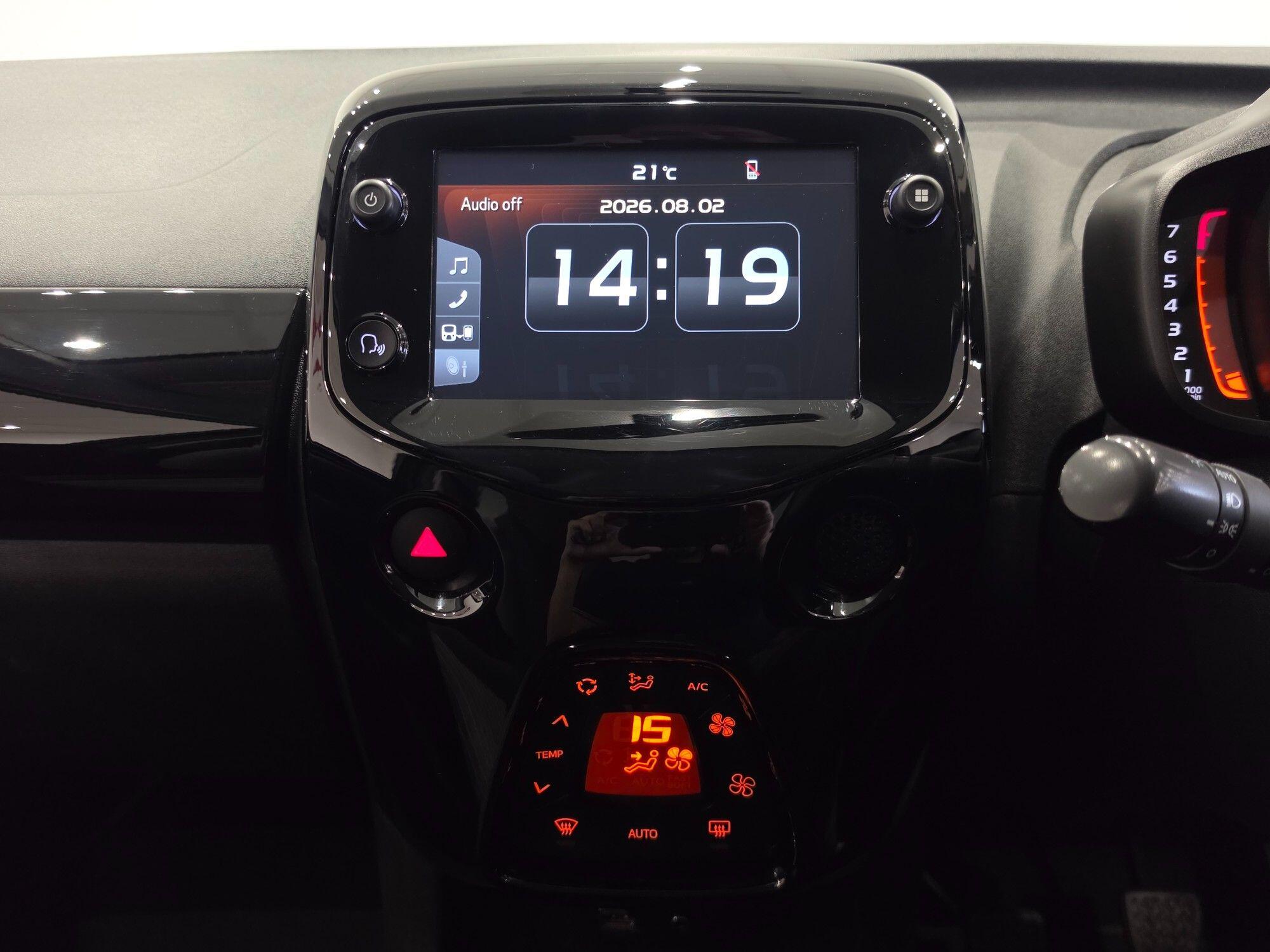 Peugeot 108 view 35