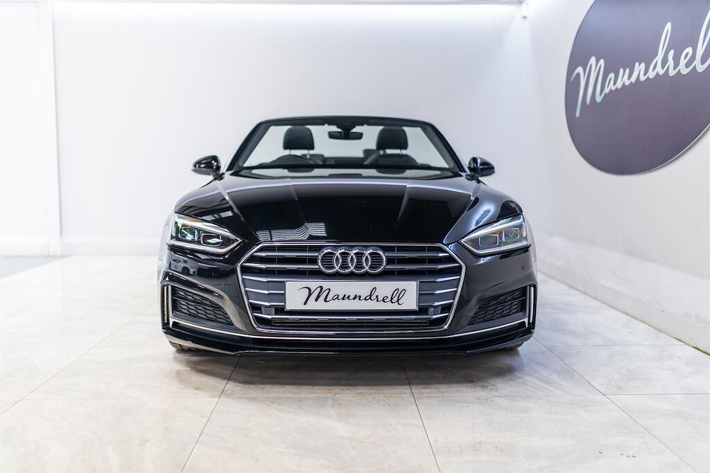 Audi A5 view 5