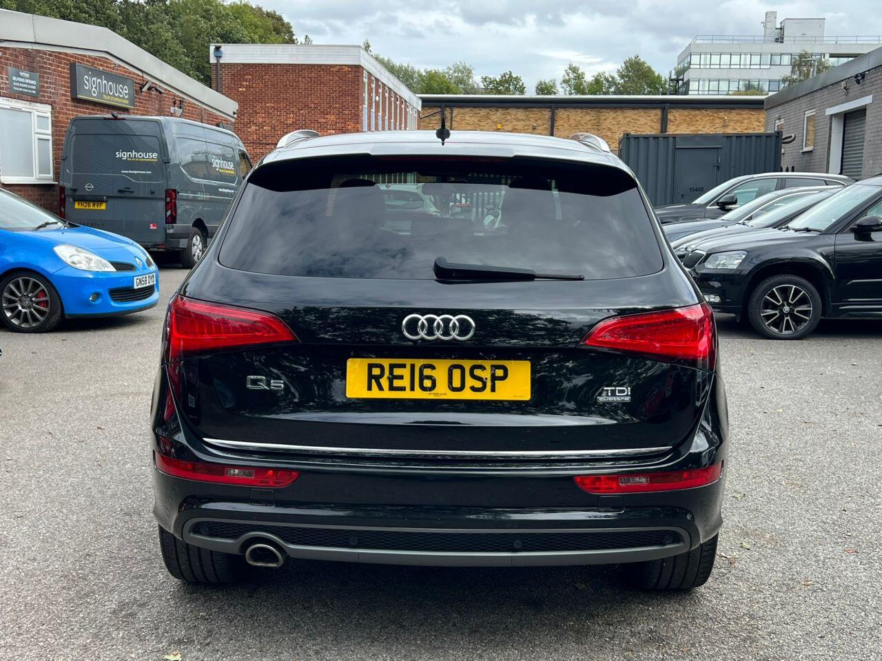 Audi Q5 view 7