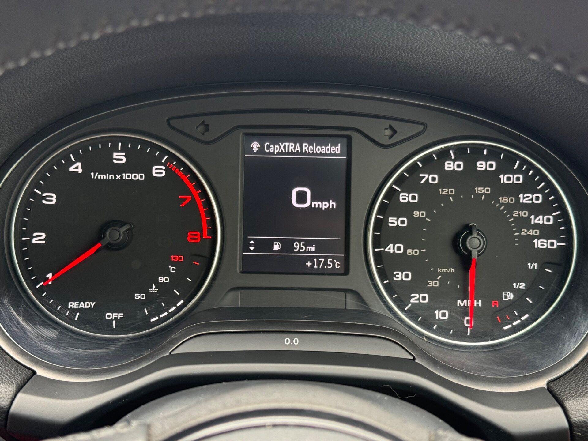 Audi Q2 view 33