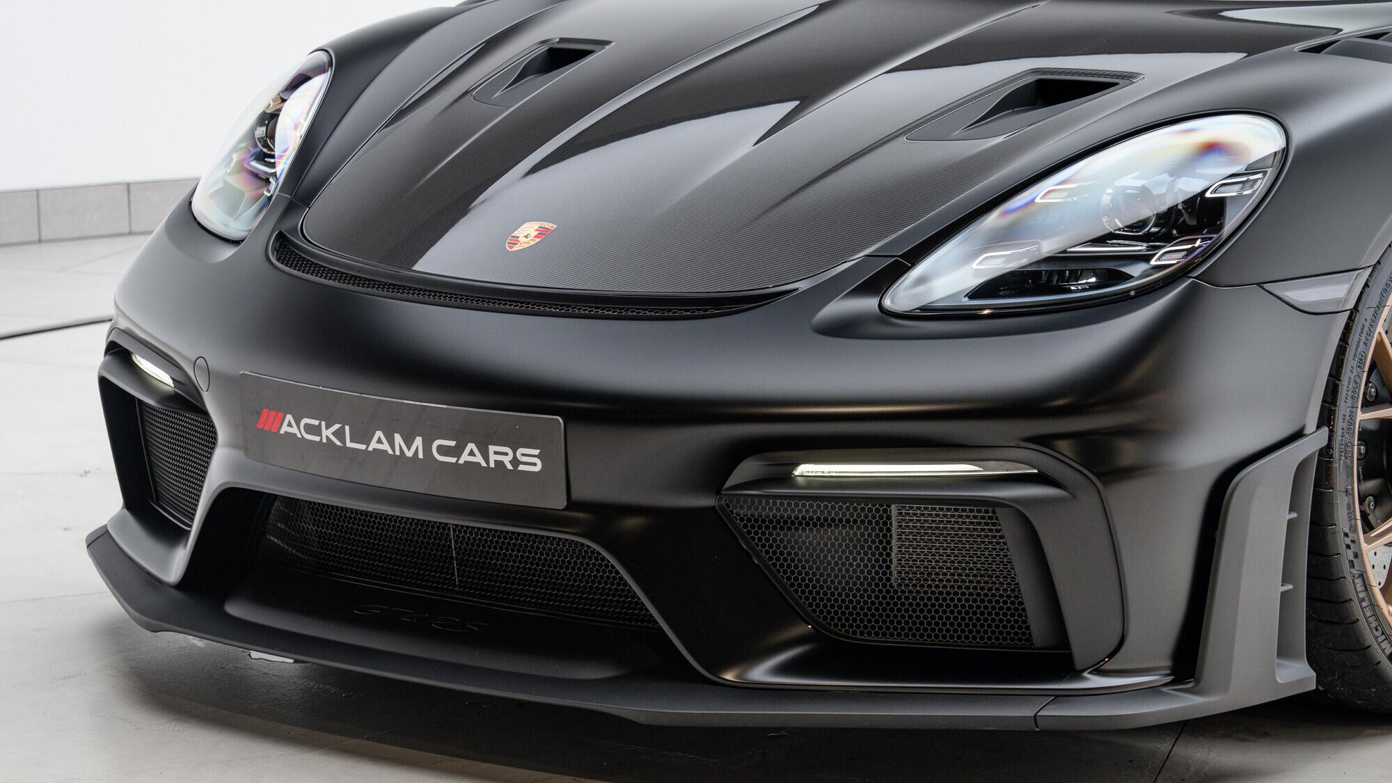 Porsche 718 Cayman view 8